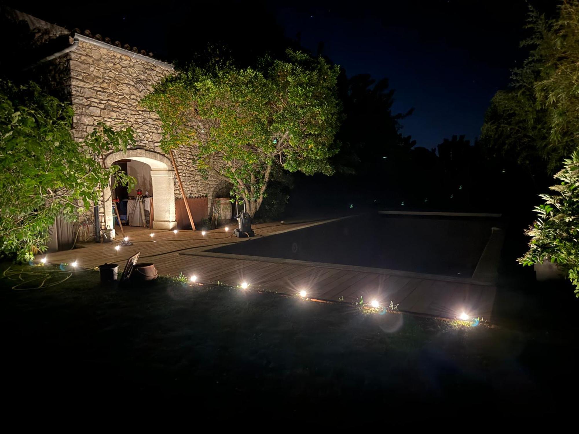 Bed and Breakfast Le Coing Des Vignes Mauressargues Esterno foto